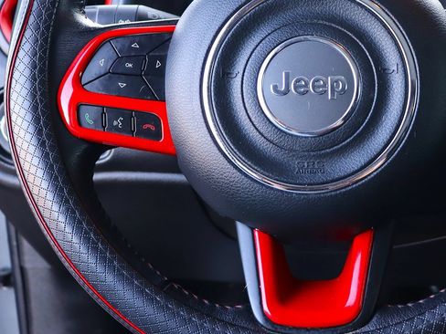 Used 2021 Jeep Renegade Trailhawk w/ Sun & Sound Group AWD/4WD image 57