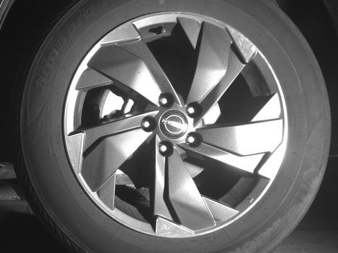 Used 2025 Nissan Rogue SV image 12