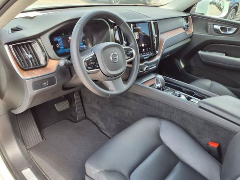 Certified 2023 Volvo XC60 B5 Plus w/ Protection Package Premier FWD image 21