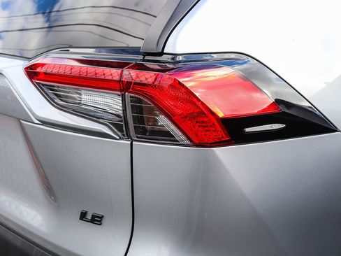 Used 2024 Toyota RAV4 LE image 9