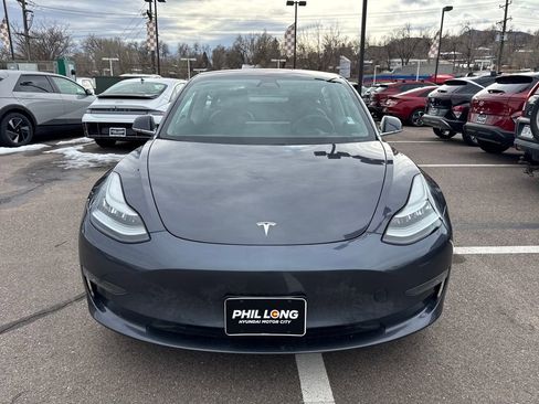 Used 2019 Tesla Model 3 Long Range image 8