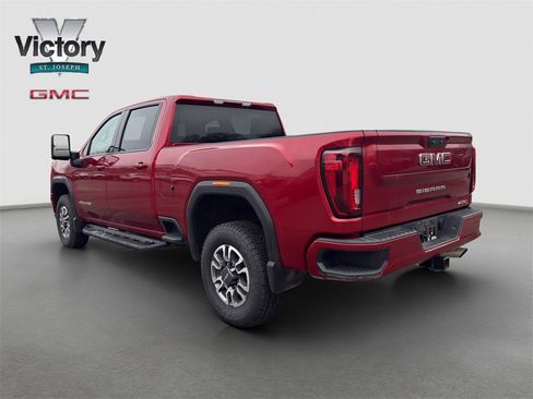 Used 2022 GMC Sierra 2500 AT4 image 11