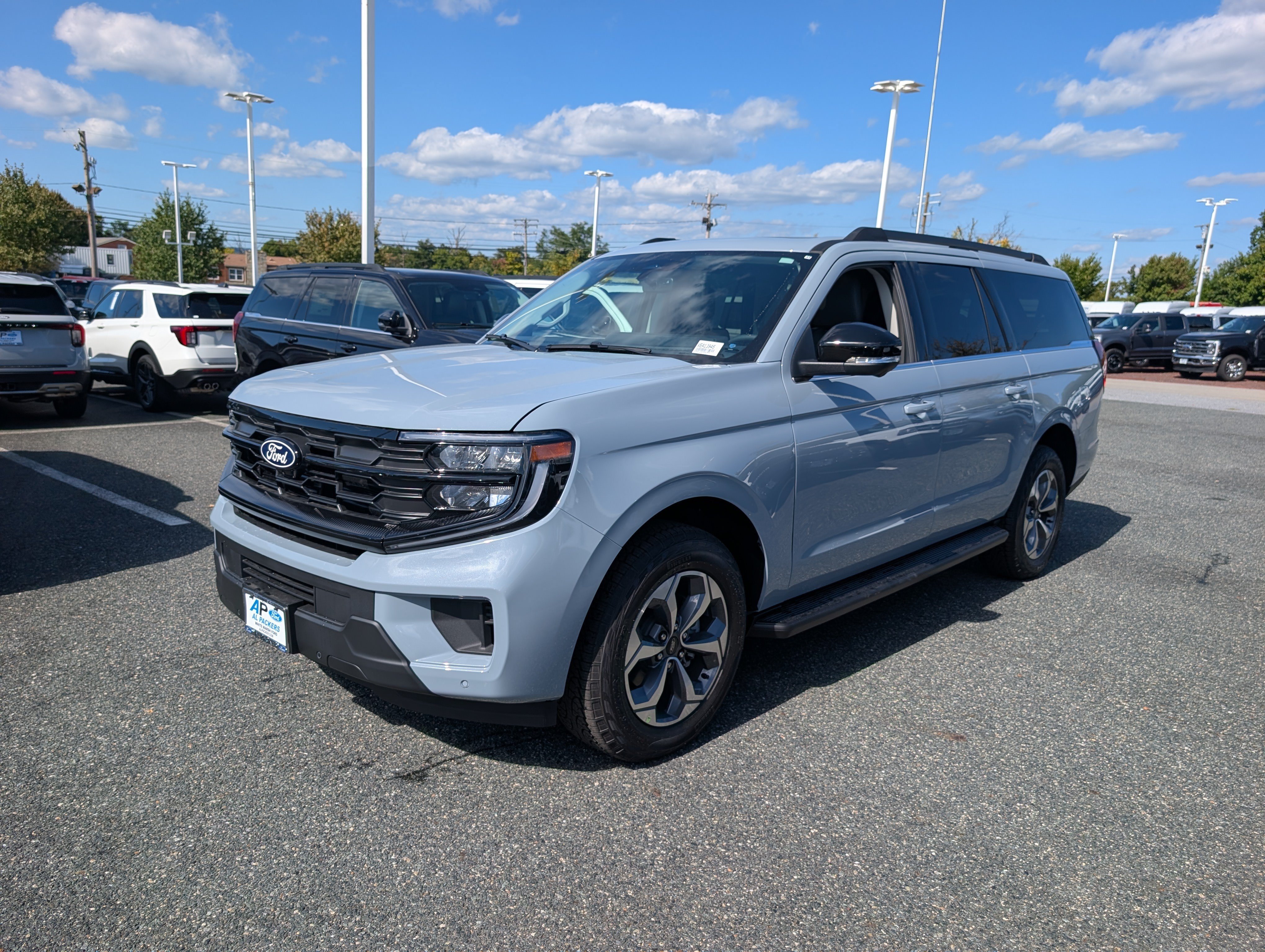 New 2027 Ford Expedition Max Active AWD/4WD image 4