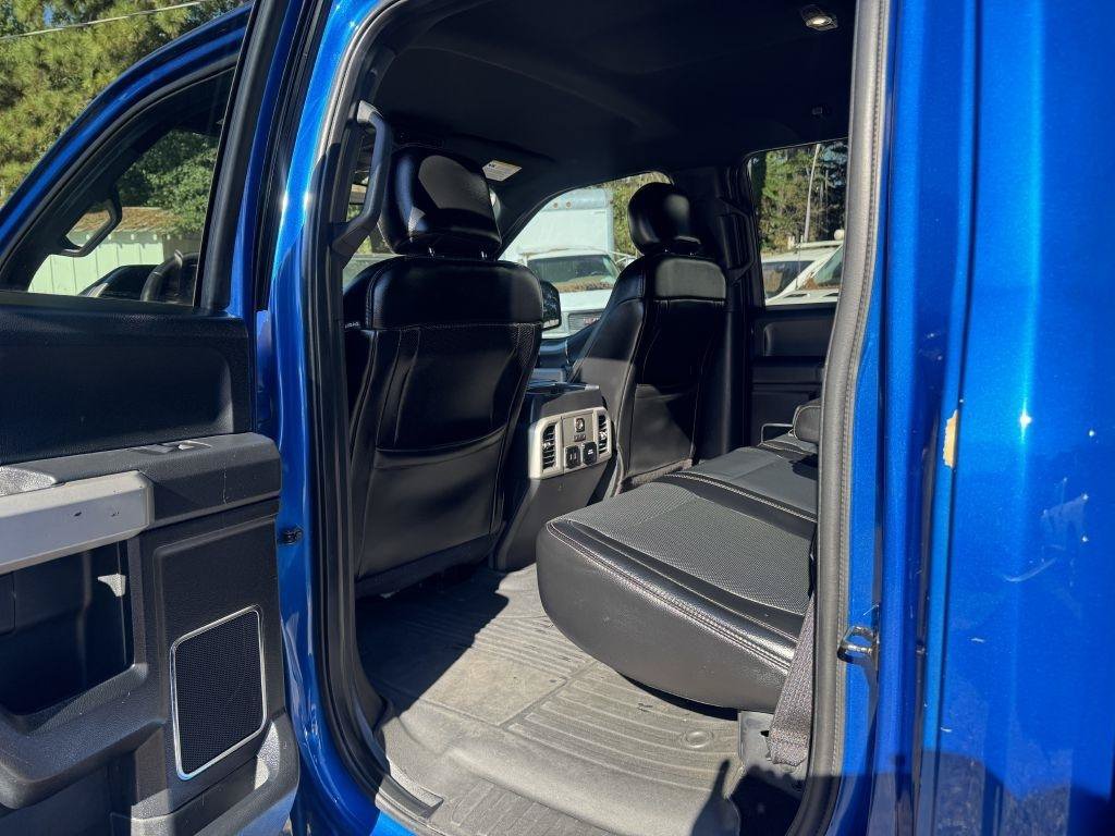 Used 2017 Ford F150 Lariat w/ Equipment Group 502A Luxury AWD/4WD image 11