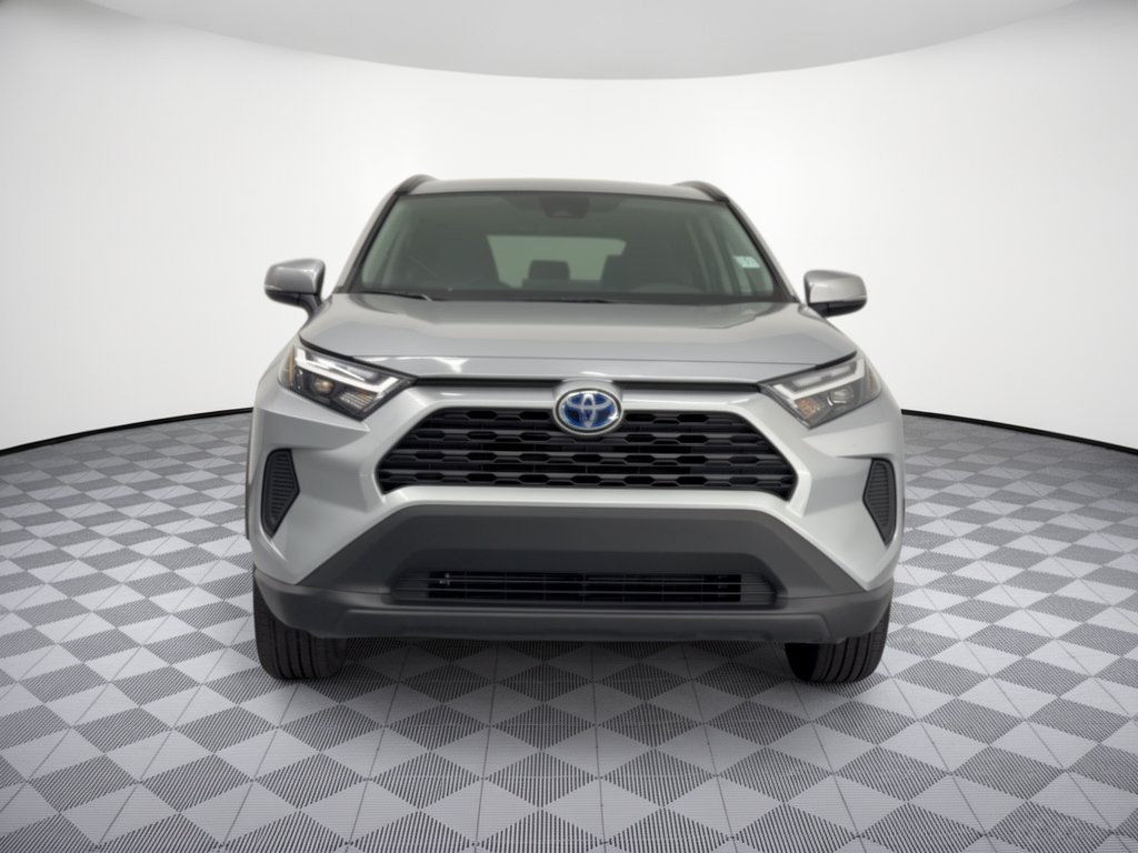 Used 2024 Toyota RAV4 XLE AWD/4WD image 6