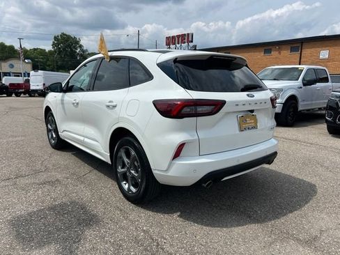 Certified 2024 Ford Escape ST-Line w/ Tech Pack #1 AWD/4WD image 24
