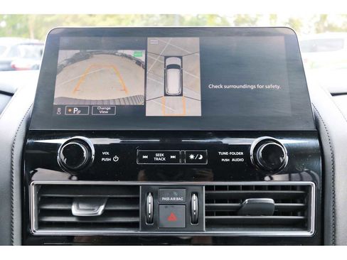 Used 2024 Nissan Armada SL w/ Midnight Edition Package image 24