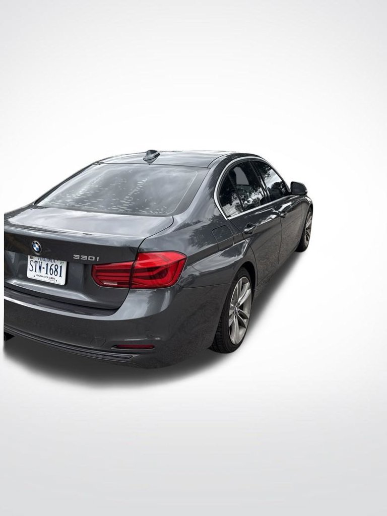 Used 2017 BMW 330i Sedan w/ Premium Package RWD image 5