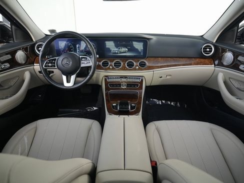 Used 2019 Mercedes-Benz E 300 4MATIC w/ Premium 1 Package image 44