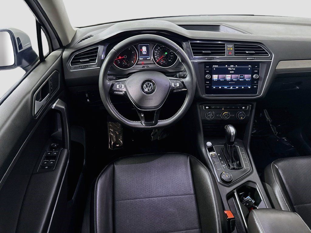Used 2021 Volkswagen Tiguan SE AWD/4WD image 16