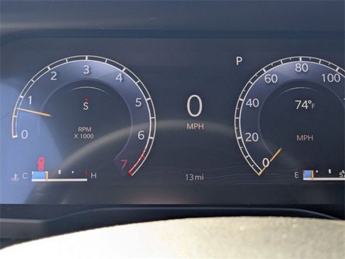 New 2025 Jeep Grand Cherokee Limited w/ Luxury Tech Group II image 24