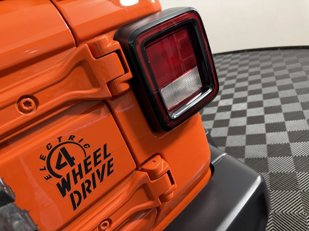 Used 2023 Jeep Wrangler Unlimited w/ 8.4" Radio Group AWD/4WD image 12