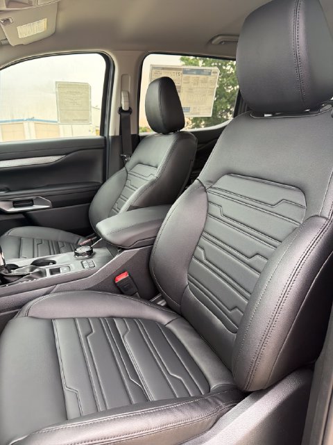 New 2026 Ford Ranger Lariat w/ Black Appearance Package AWD/4WD image 17