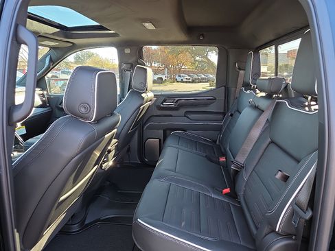 New 2026 GMC Sierra 1500 AT4X image 9