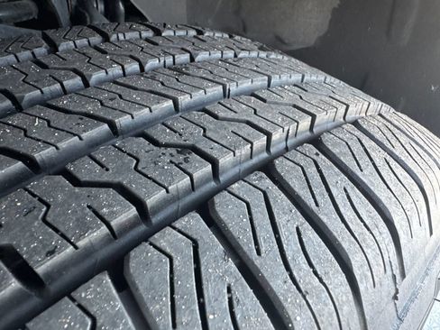 Used 2025 Ford F150 Platinum w/ Equipment Group 702A High AWD/4WD image 6