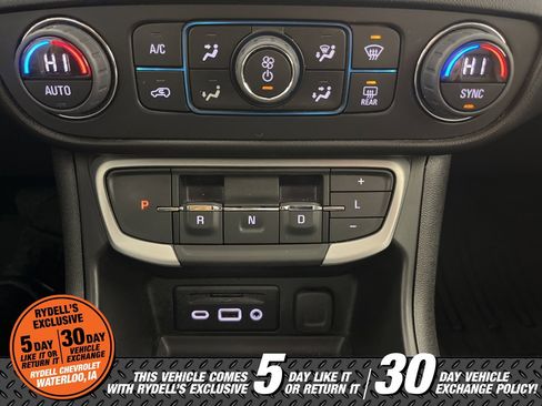 Certified 2023 GMC Terrain SLT w/ Infotainment Package II image 40