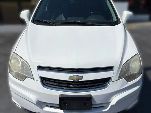 Used 2014 Chevrolet Captiva Sport LT w/ Convenience Package FWD image 8