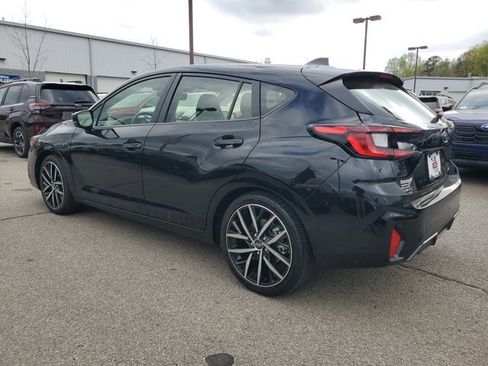 Certified 2025 Subaru Impreza 2.0i Sport AWD/4WD image 4