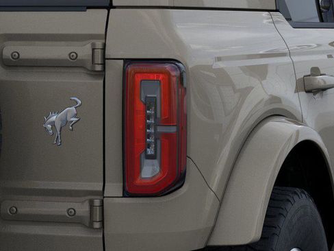 New 2025 Ford Bronco Outer Banks image 23
