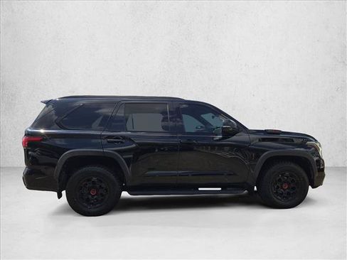 Used 2024 Toyota Sequoia TRD Pro AWD/4WD image 4