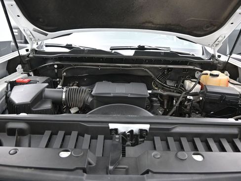 Used 2023 Chevrolet Silverado 2500 Custom w/ Custom Value Package image 12