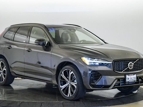 Certified 2024 Volvo XC60 T8 Ultimate w/ Protection Package Premier AWD/4WD image 6