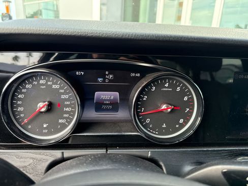 Used 2018 Mercedes-Benz E 300 image 22