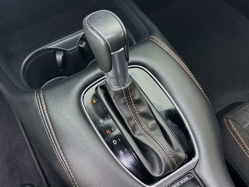 Used 2024 Honda HR-V Sport image 17