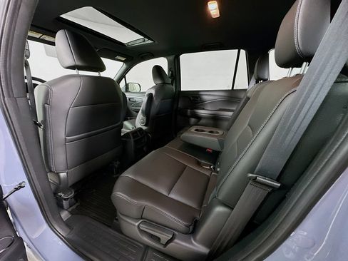 Certified 2023 Honda Passport EX-L image 4