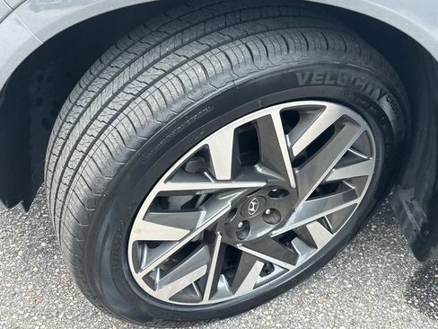 Used 2023 Hyundai Santa Fe Calligraphy FWD image 11