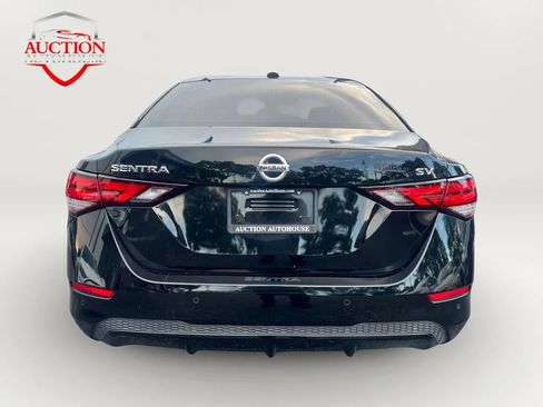 Used 2022 Nissan Sentra SV w/ All-Weather Package FWD image 5
