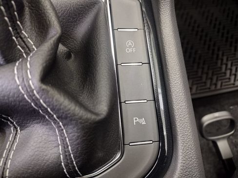 New 2026 Volkswagen Taos SE AWD/4WD image 29