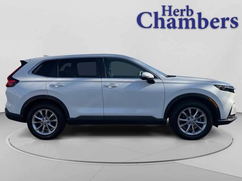 Used 2023 Honda CR-V EX image 12