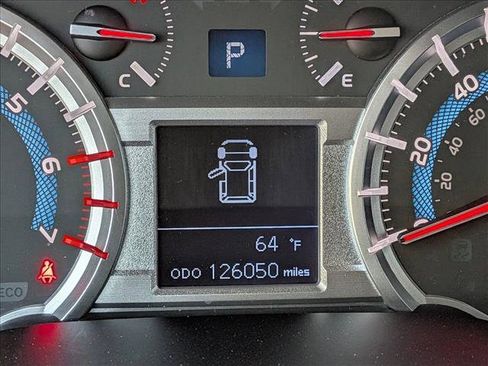 Used 2015 Toyota 4Runner Trail AWD/4WD image 11