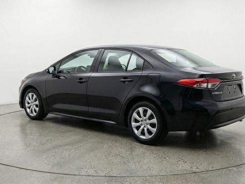 Used 2025 Toyota Corolla LE image 6