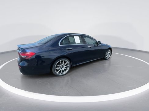Used 2022 Mercedes-Benz E 350 Sedan image 8