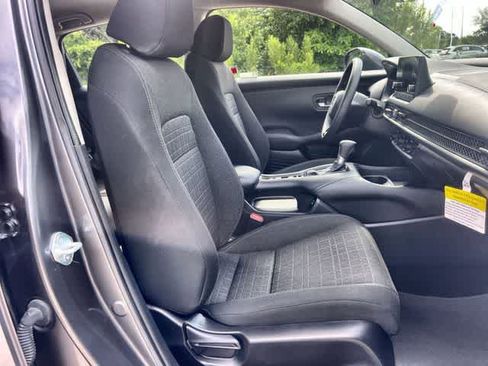 Used 2024 Honda HR-V LX image 12