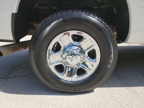 Used 2016 RAM 3500 SLT AWD/4WD image 14