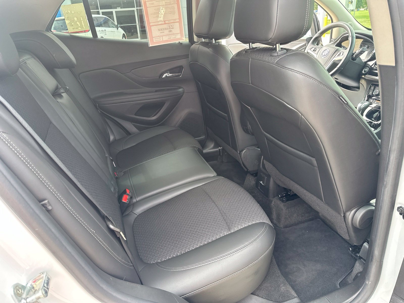 Used 2022 Buick Encore Preferred w/ Safety Package II AWD/4WD image 22