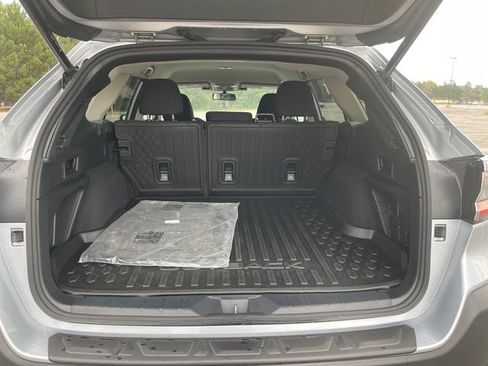 Certified 2025 Subaru Outback Premium AWD/4WD image 16