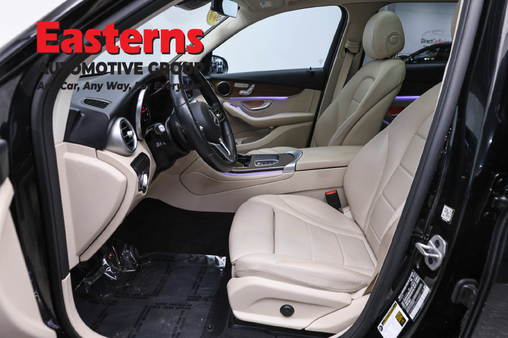 Used 2022 Mercedes-Benz GLC 300 4MATIC w/ Multimedia Package Lite image 15