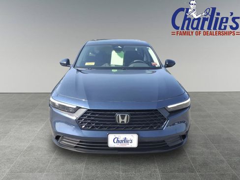 Used 2025 Honda Accord SE image 2