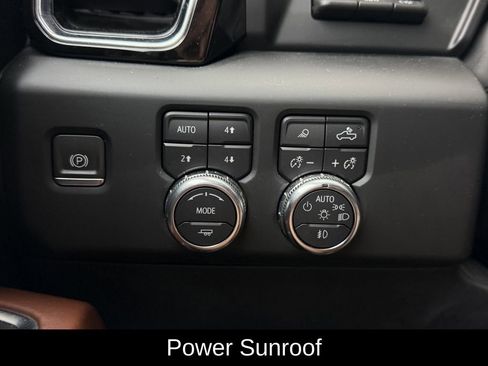 Used 2023 GMC Sierra 1500 Denali Ultimate image 28