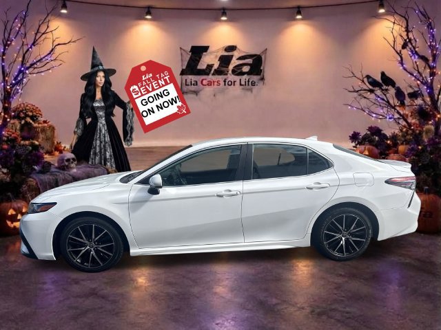 Used 2021 Toyota Camry SE FWD image 6