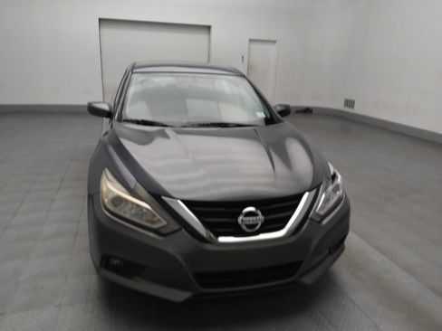 Used 2017 Nissan Altima 2.5 SV image 14