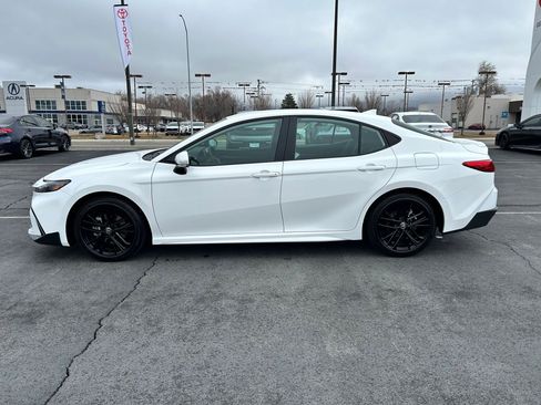 Certified 2026 Toyota Camry SE image 2