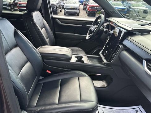 Certified 2024 GMC Acadia Elevation image 27