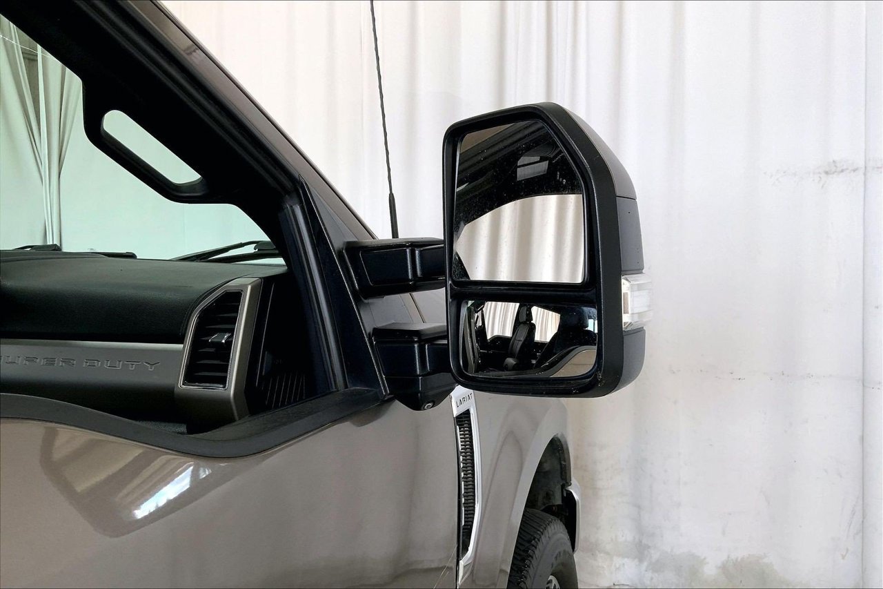 Used 2022 Ford F350 Lariat w/ Lariat Ultimate Package AWD/4WD image 11