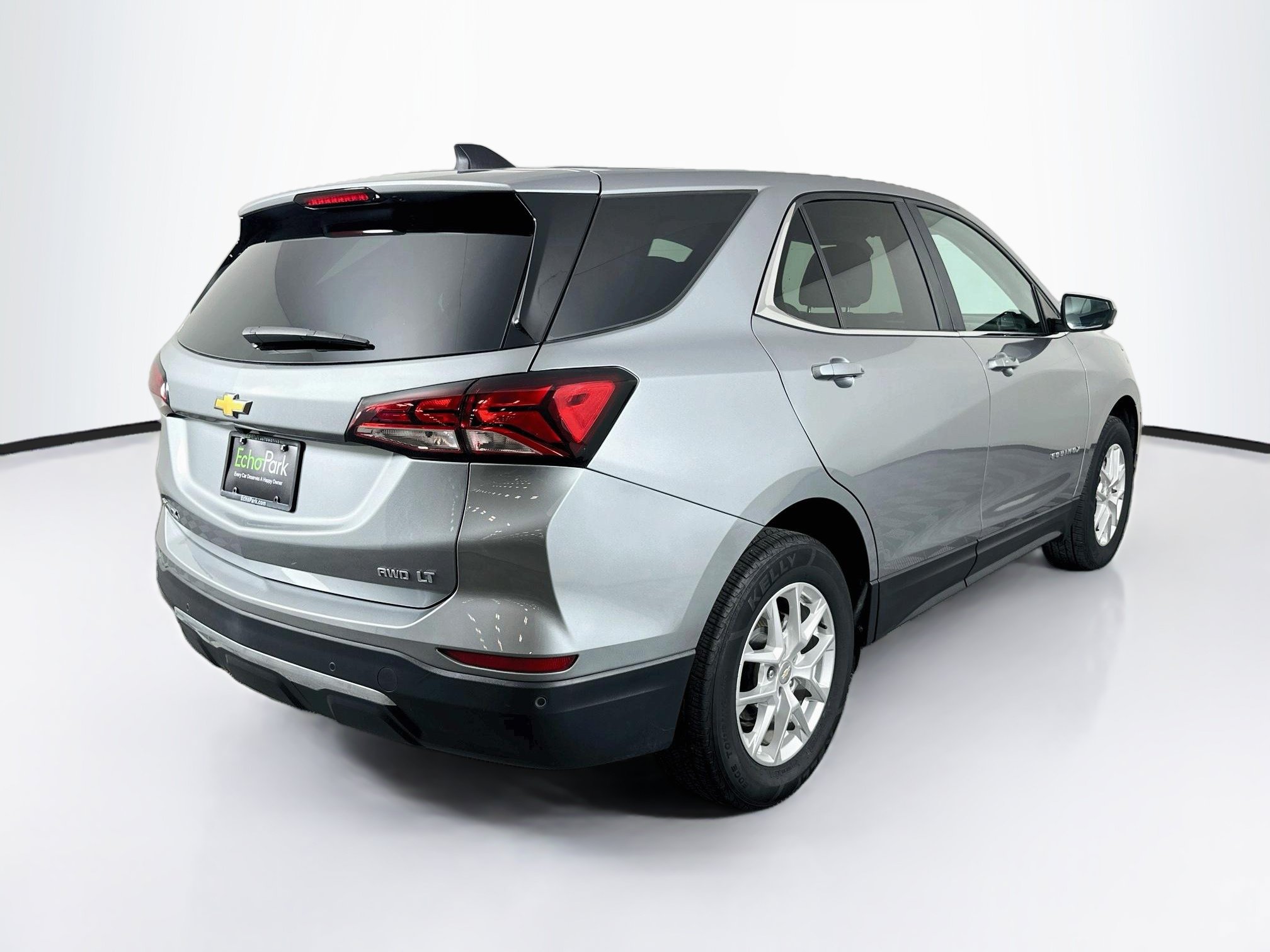 Used 2024 Chevrolet Equinox LT AWD/4WD image 9