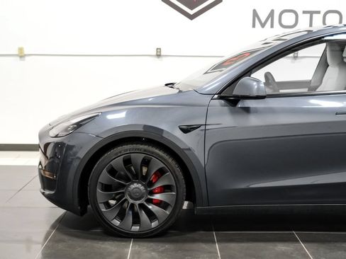 Used 2022 Tesla Model Y Performance AWD/4WD image 14